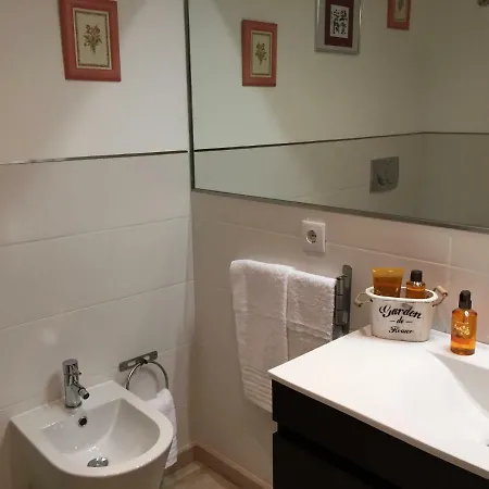 Os Reais - Apt In Front Of The Beach In Centeanes Carvoeiro  Exterior photo